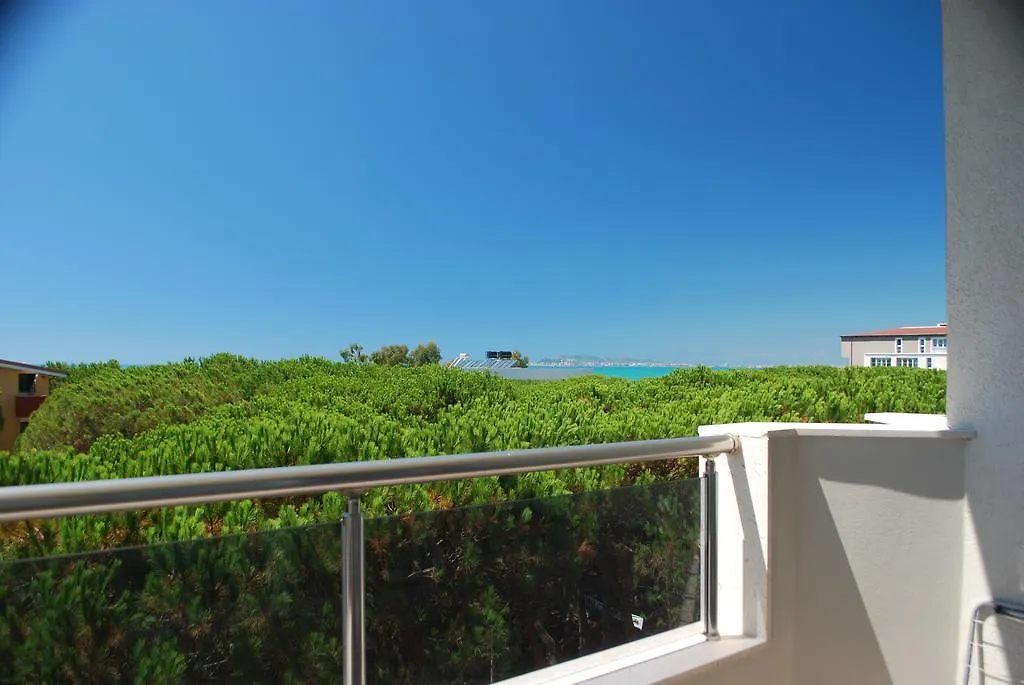 Ferienwohnung Rezidenca Kalter Durres Golem  Apartment